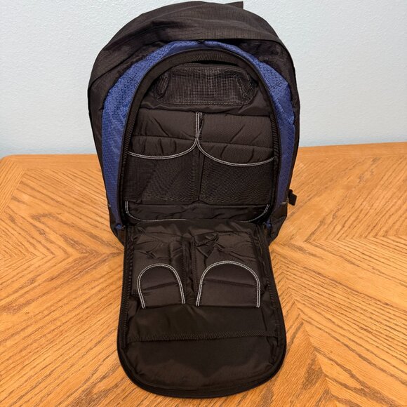 Dell Laptop Computer Backpack - Picture 6 of 12